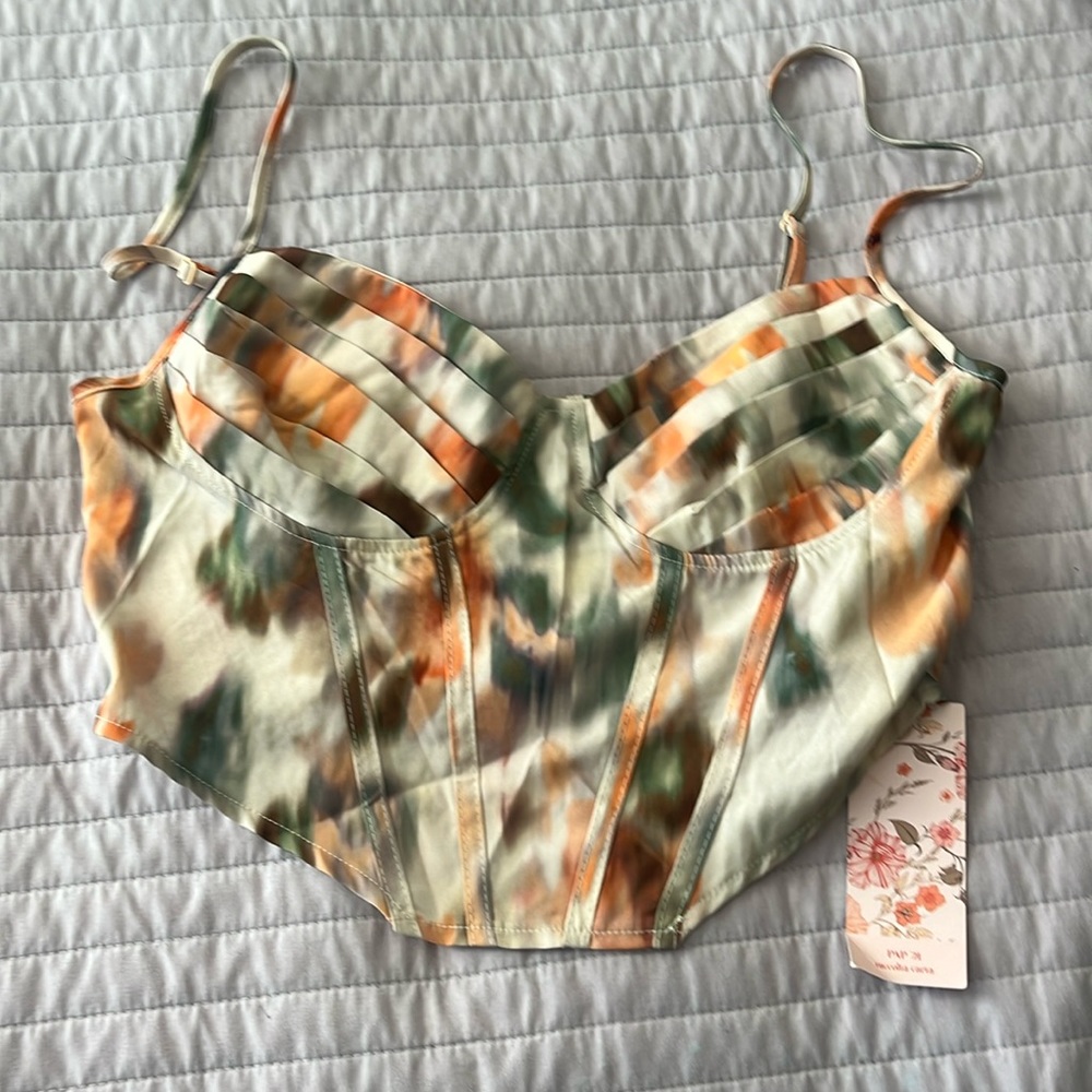 Cropped shirt